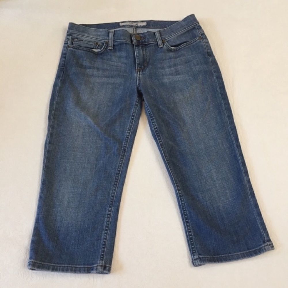 🎄Joe’s Slash Wash Capri Jeans
